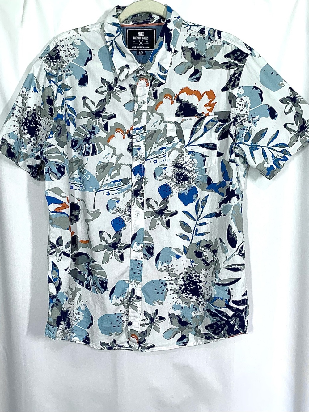 Modern Fit Floral Button-Down Shirt in White and Blue - MBX Men’s L